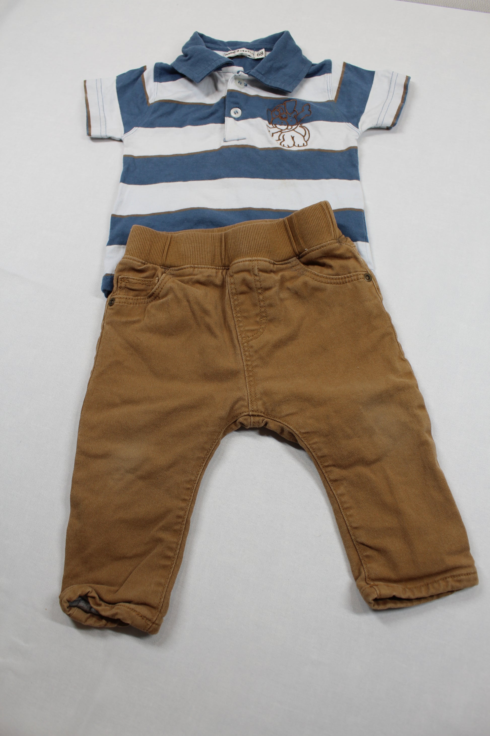 Set Poloshirt Blauweiß gestreift Braune Jeans Jungs 68