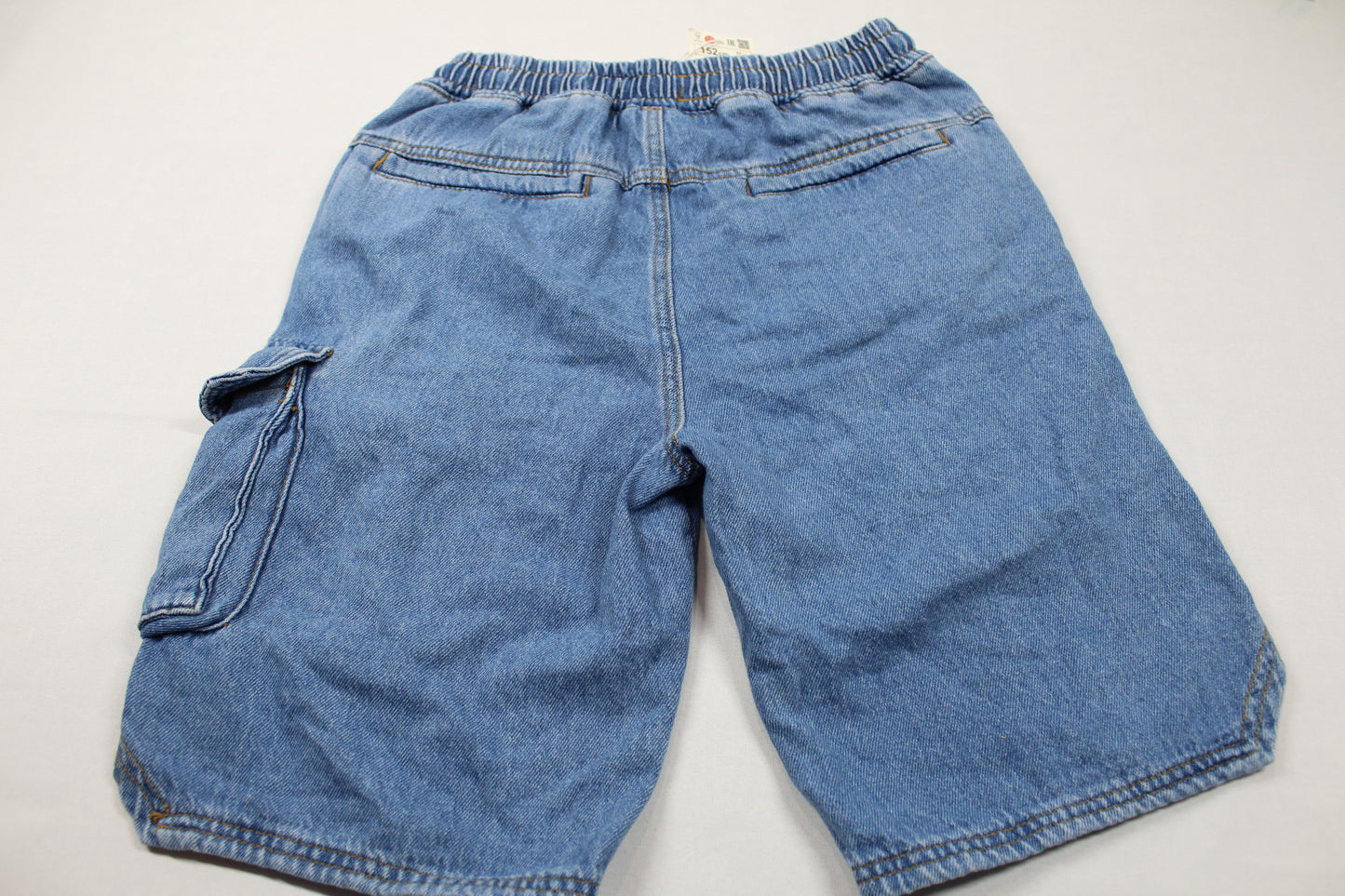 Sommerkleidung kurze Bluejeans Jungs 146/152 sehr gefragt