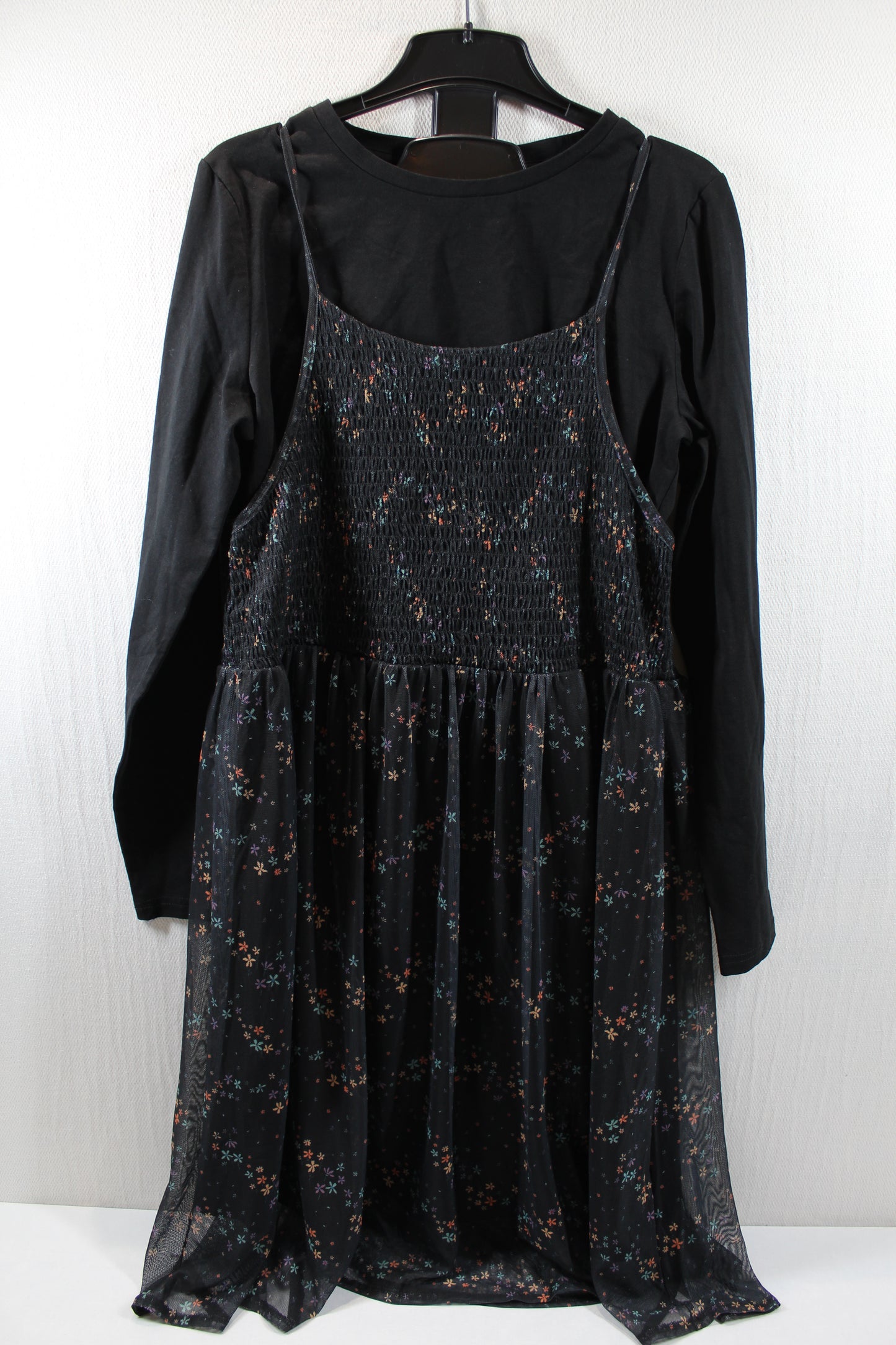 Sommerkleid mi Langarmshirt Schwarz Mädchen, sehr gefragt 158/164