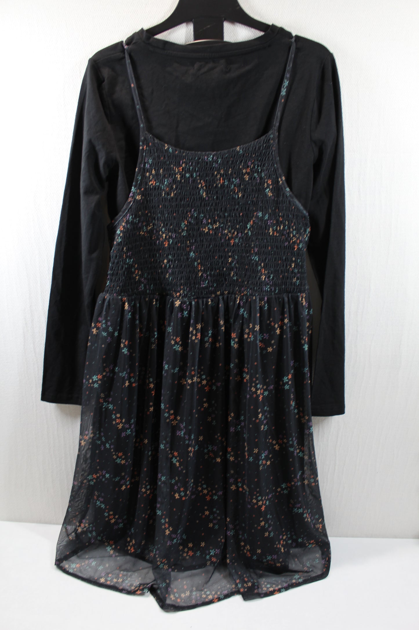 Sommerkleid mi Langarmshirt Schwarz Mädchen, sehr gefragt 158/164
