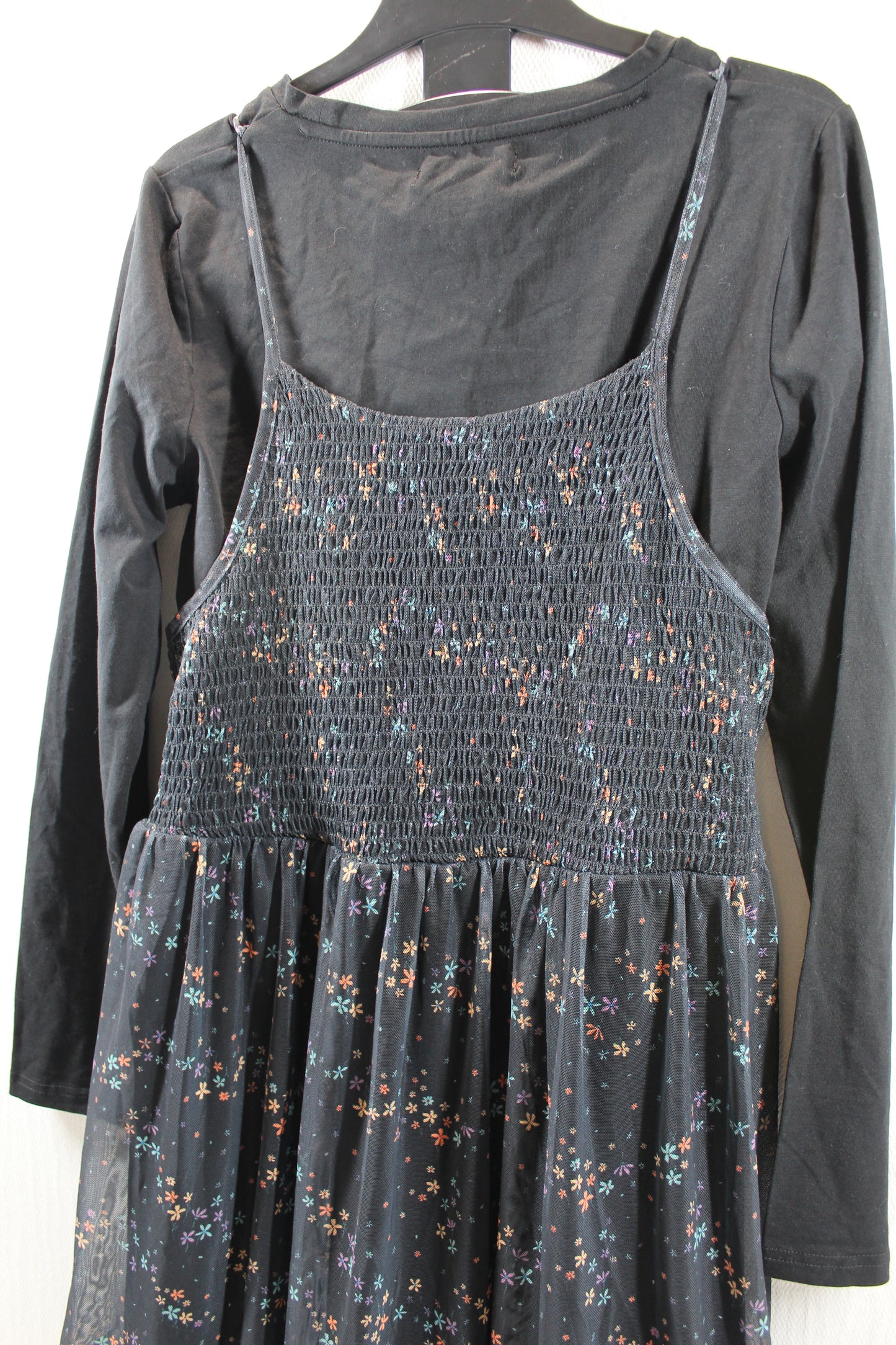 Sommerkleid mi Langarmshirt Schwarz Mädchen, sehr gefragt 158/164