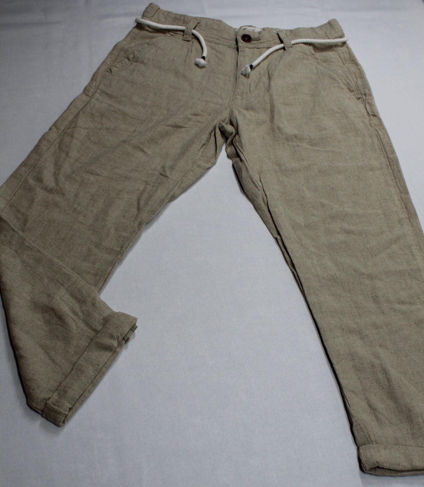 Set A-Ware leichte Hose Beige T-Shirt grün Jungs 134/140