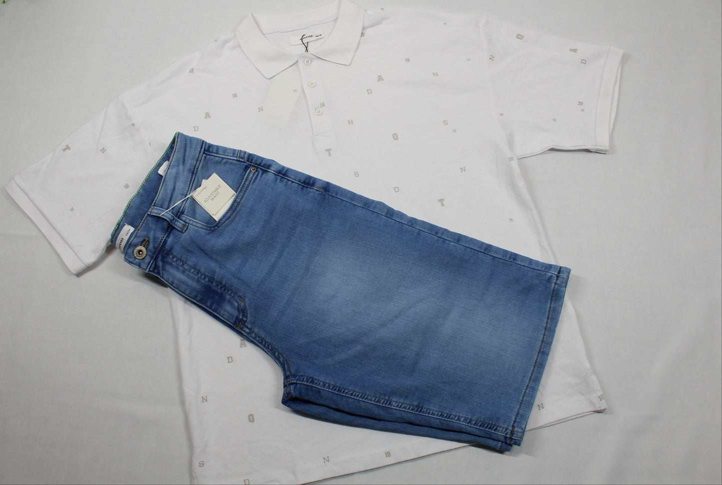 Set Poloshirt weiß Bluejeans kurz Jungs A-Ware 158/164