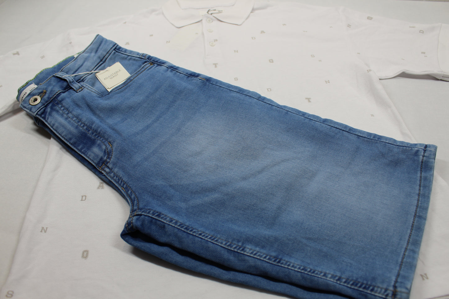 Set Poloshirt weiß Bluejeans kurz Jungs A-Ware 158/164