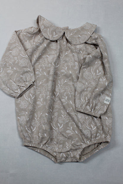 Set Dunkel- rosa Kleid Body weiß Blumenmuster beige Body Blumenmuster Kids- Sommer A-Ware 74/80