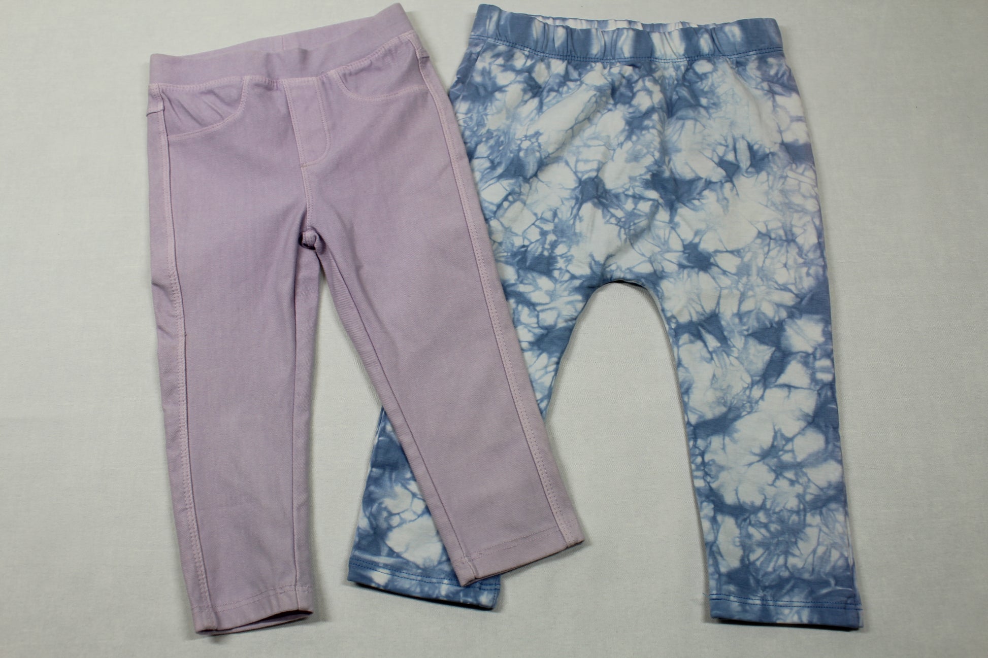 Set Leggins dunkel- rosa Leggins weiß - blau Muster Mädchen Kids Sommer A- Ware 74/80