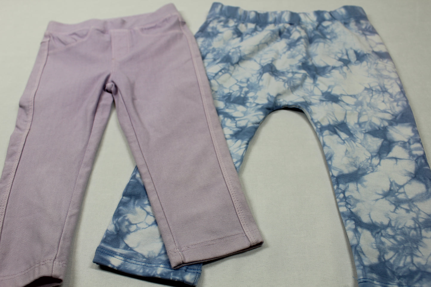 Set Leggins dunkel- rosa Leggins weiß - blau Muster Mädchen Kids Sommer A- Ware 74/80