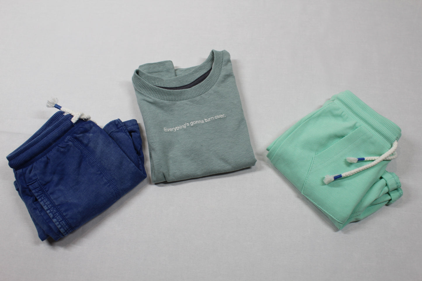 Set T-Shirt grün Short dunkelblau Short hellgrün Jungs Sommer Kids A-Ware 80/86