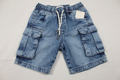 Set grünes T-Shirt kurze Bluejeans Jungs Sommerware 98/104