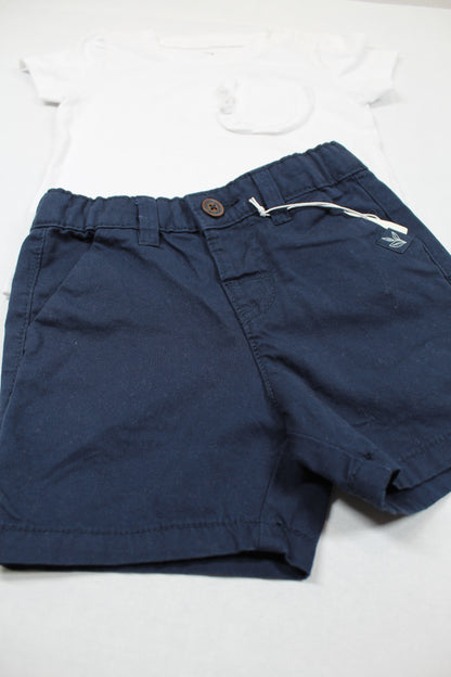Set weißes T-Shirt kurze dunkelblaue Hose Mädchen A-Ware Sommerware 74/80
