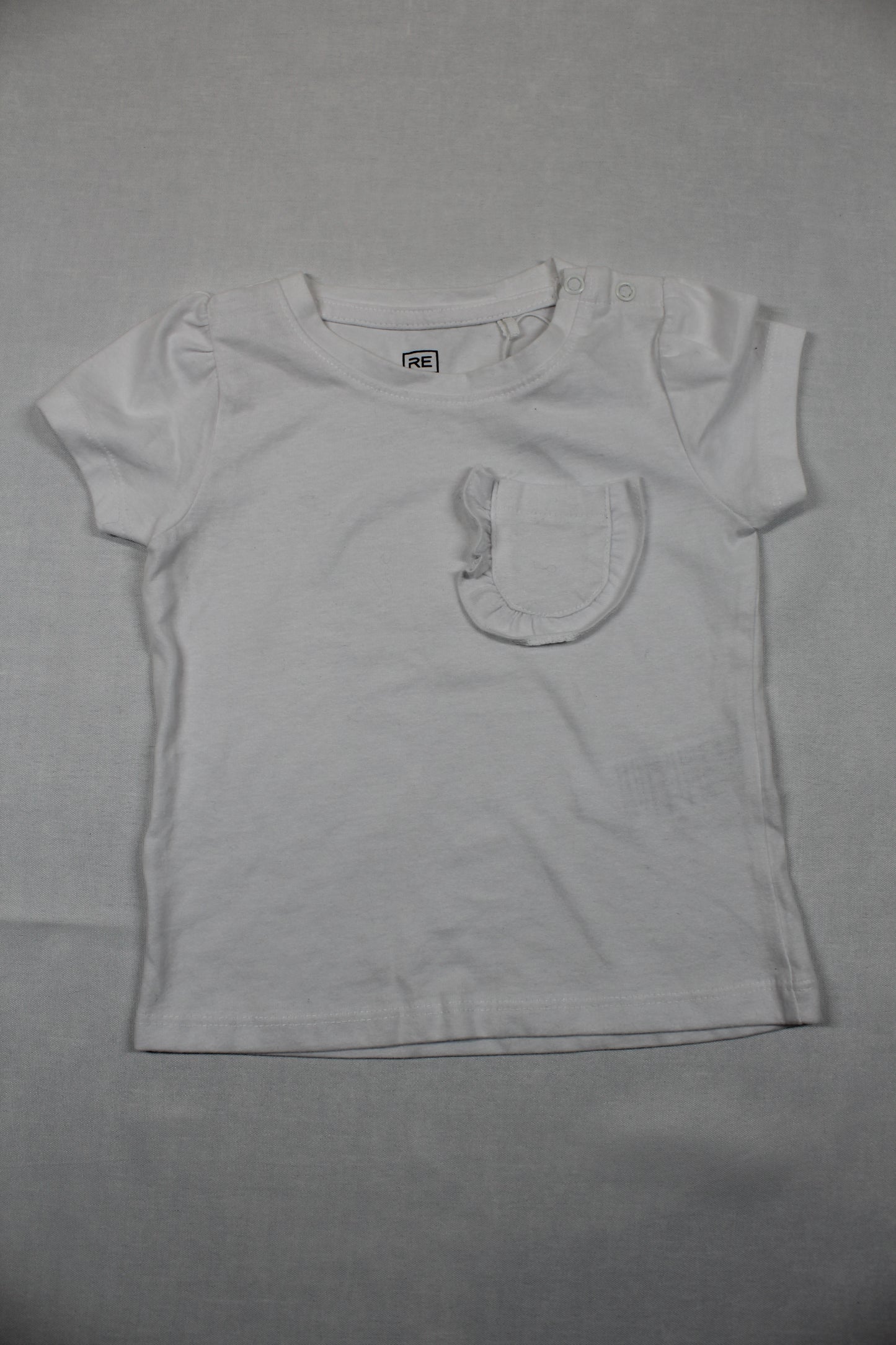 Set weißes T-Shirt kurze dunkelblaue Hose Mädchen A-Ware Sommerware 74/80