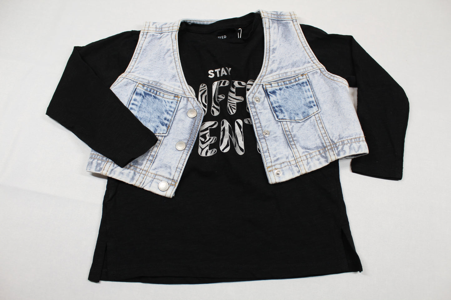Set leichtes Langarmshirt schwarz Jeansweste Mädchen A-Ware 110/116