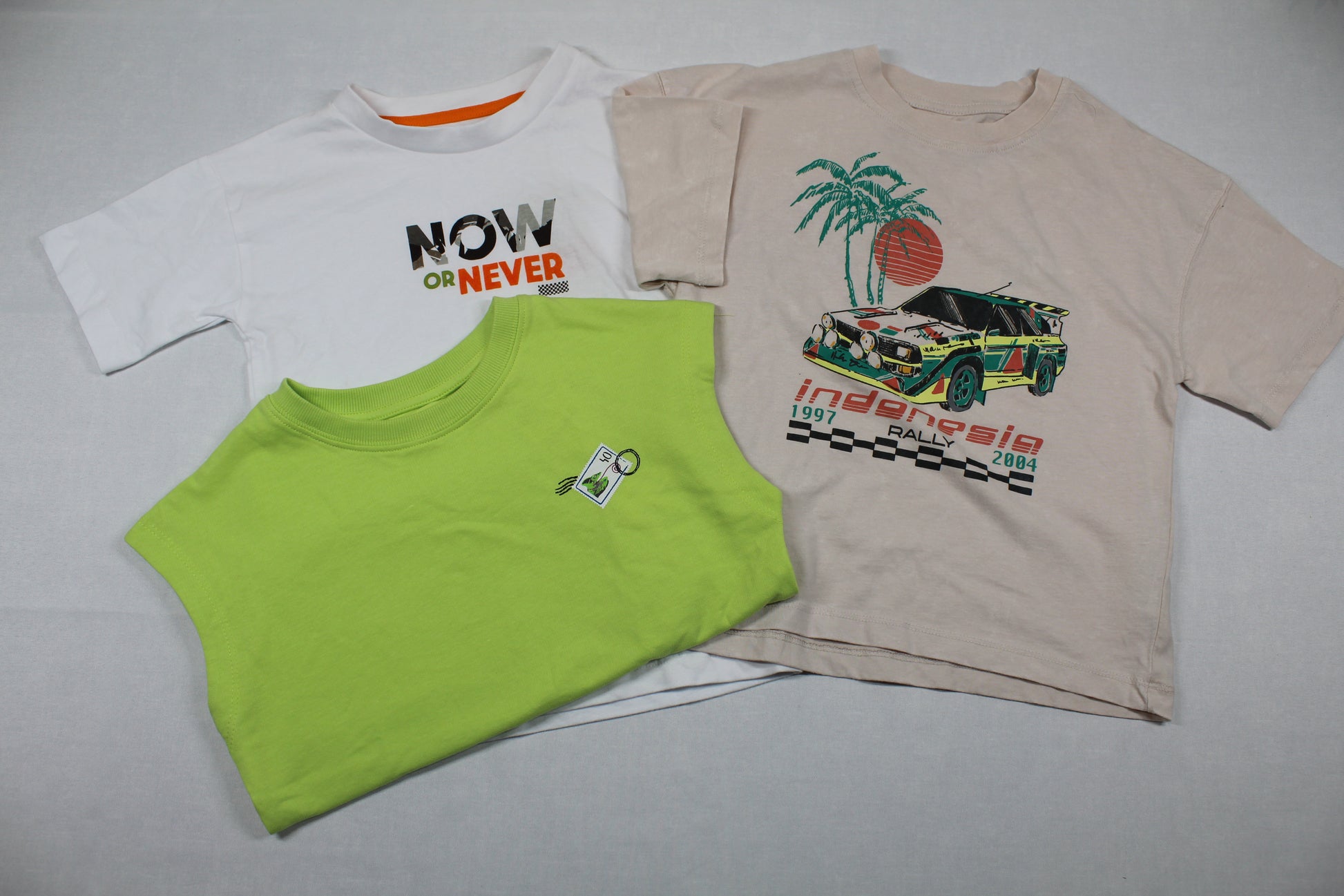 Set stylische 3 T-Shirts mit Motiv Mädchen Sommerware