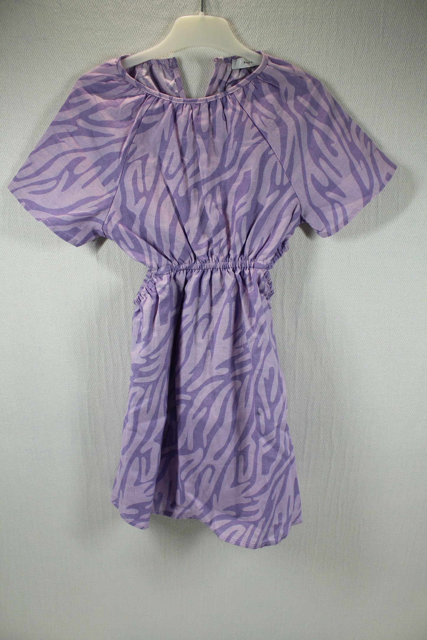 leichtes Sommerkleid lila gestreift  Mädchen 110/116