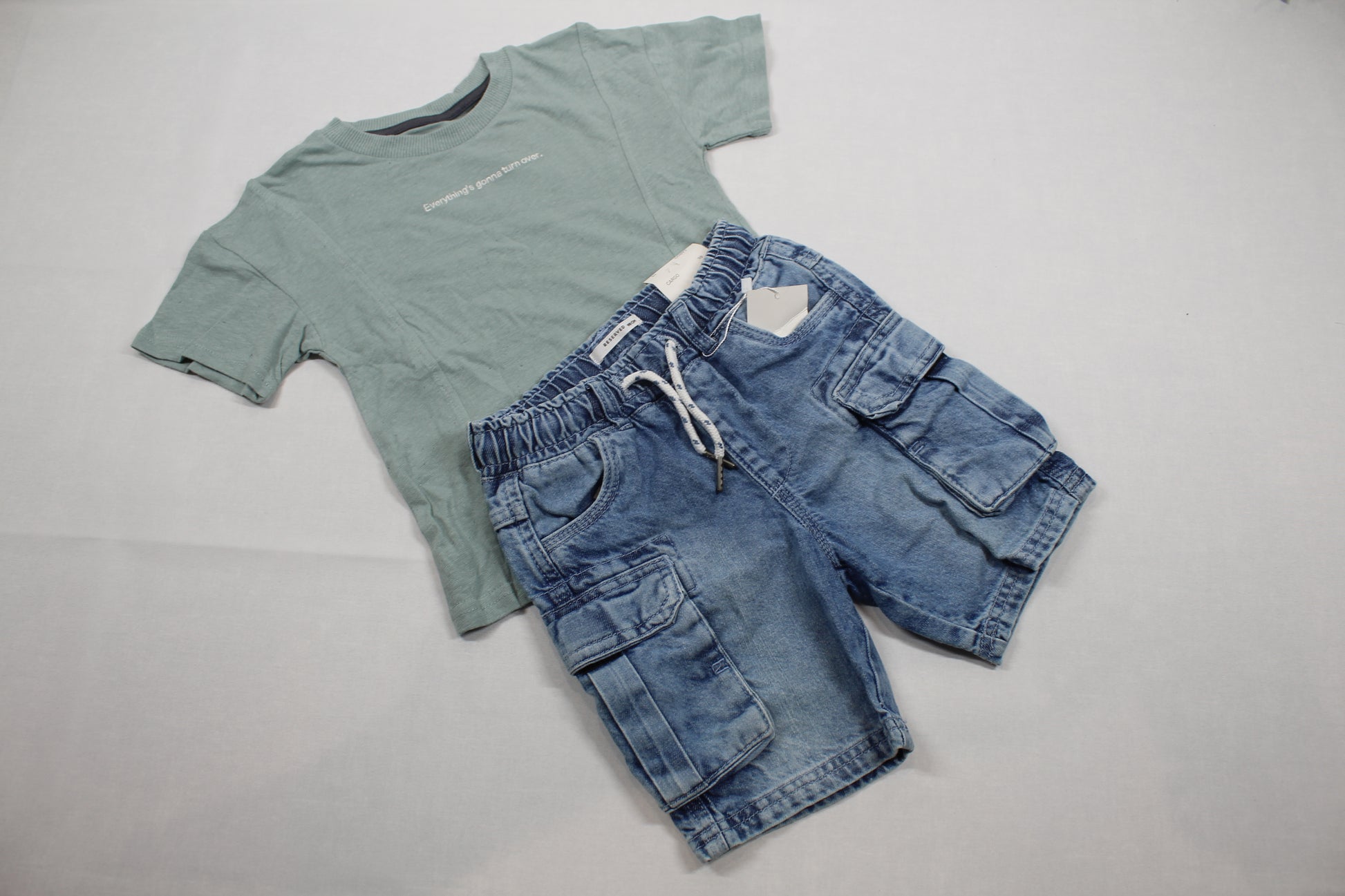 Set T-Shirt kurze Jeans Jungs 92/98 Outlet